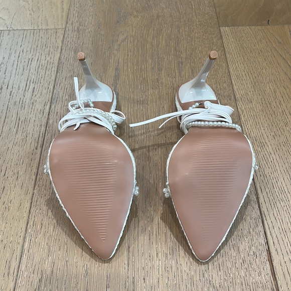 Tweed & Pearl Heels - Picture 6 of 6